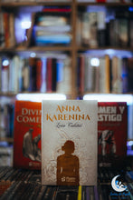 Cargar imagen en el visor de la galería, Anna Karenina - Leon Tolstoi