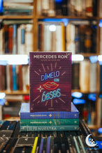 Cargar imagen en el visor de la galería, Dímelo con besos (Dímelo) - Mercedes Ron
