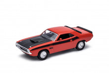 Cargar imagen en el visor de la galería, 1970 DODGE CHALLENGER T/A - Auto Coleccionable
