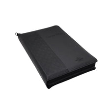 Cargar imagen en el visor de la galería, BIBLIA RVR1960 TAMAÑO PERSONAL LETRA GRANDE CON ÍNDICE Y CIERRE (TAPA IMITACIÓN PIEL- COLOR NEGRO)
